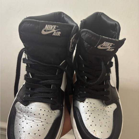 Nike Men's Black and Silver Sneakers - Picture 6 of 9